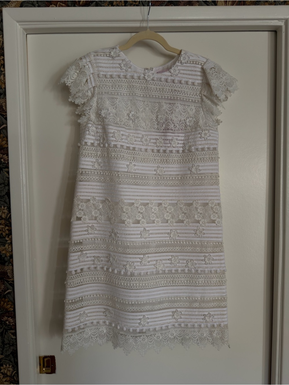 Carolina Herrera - Cream and White Lace Mini Dress - Size 6